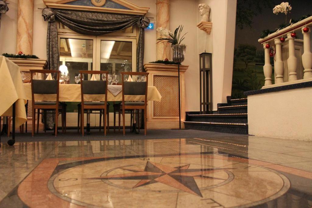 Hotel Zur Au Daellikon Bagian luar foto