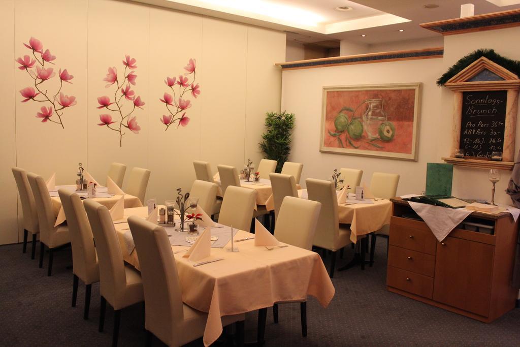 Hotel Zur Au Daellikon Bagian luar foto