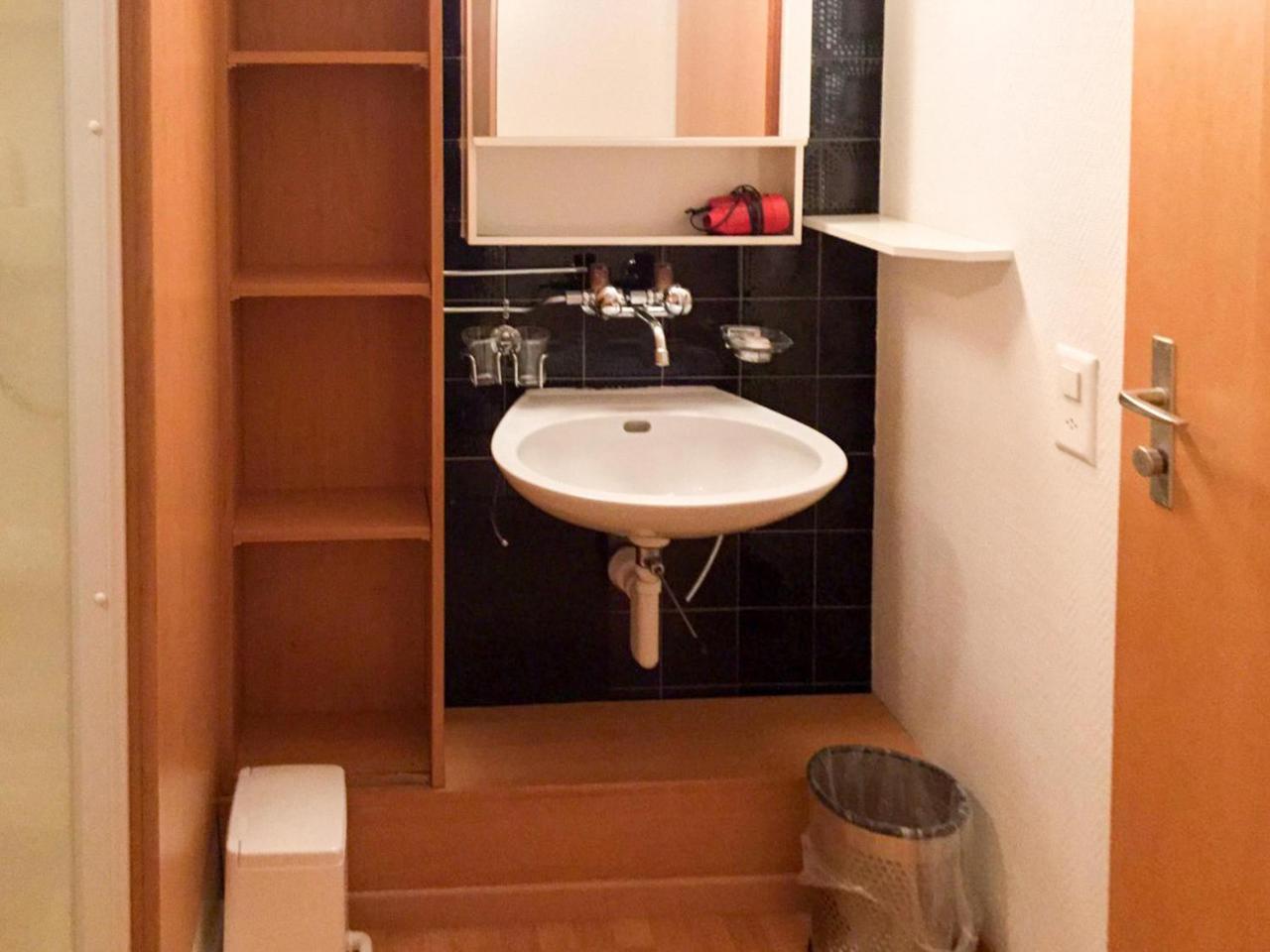 Hotel Zur Au Daellikon Bagian luar foto